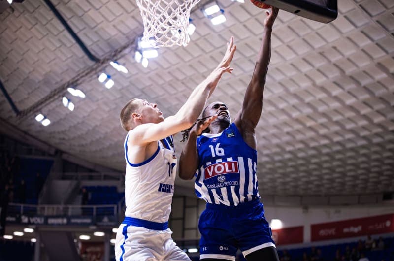 Trento slavio trojkom Olivarija u dramatičnoj završnici: Budućnost poražena 94:92