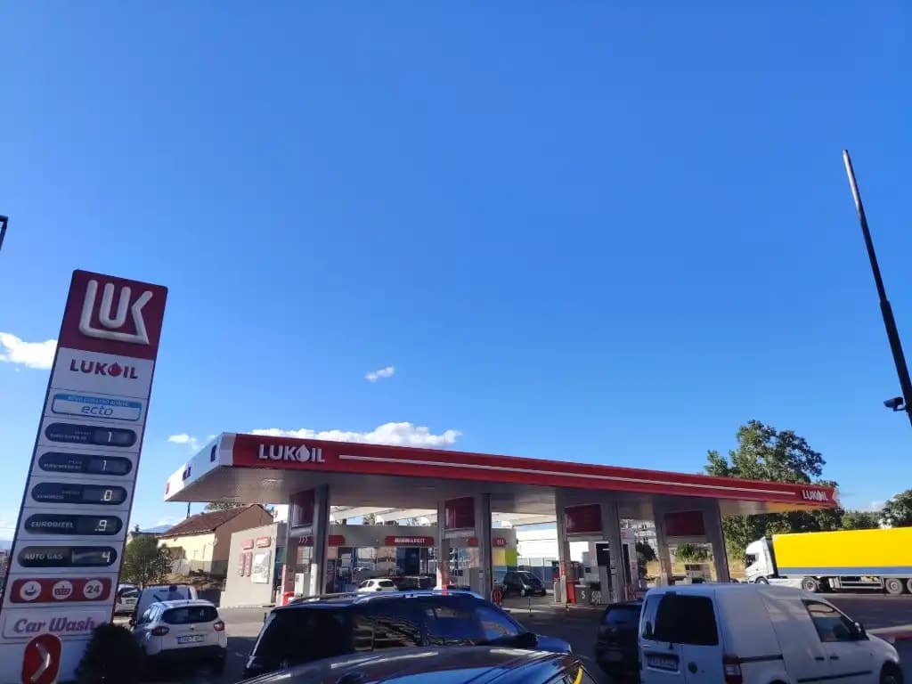 Koliko plaćamo gorivo u odnosu na region: Crna Gora među skupljima po cijeni dizela